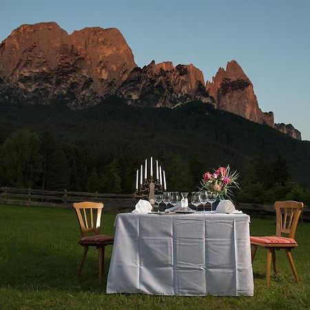 Gasthof Zum Schlern Fiè Exteriör bild